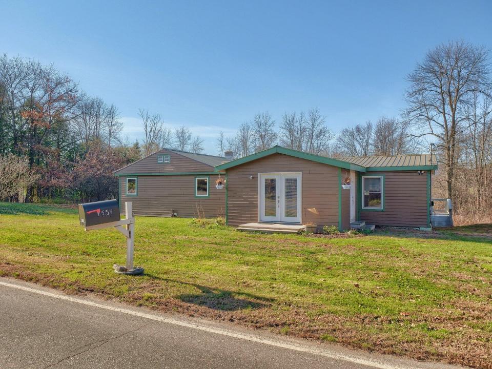 1-web-or-mls-Waterfall Meadow 032