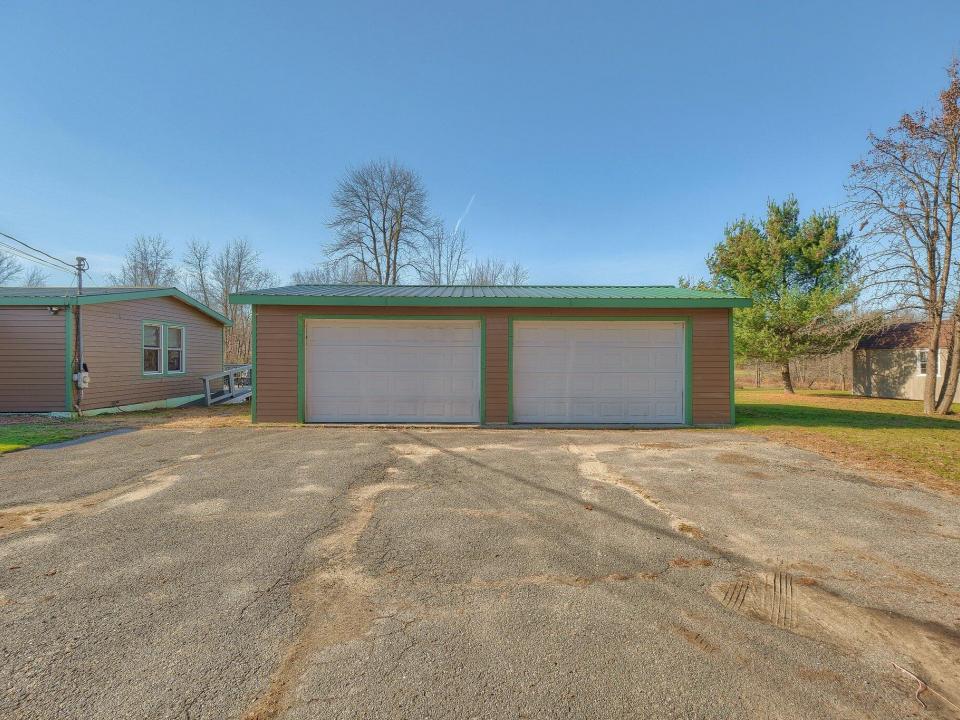 7-web-or-mls-Waterfall Meadow 037