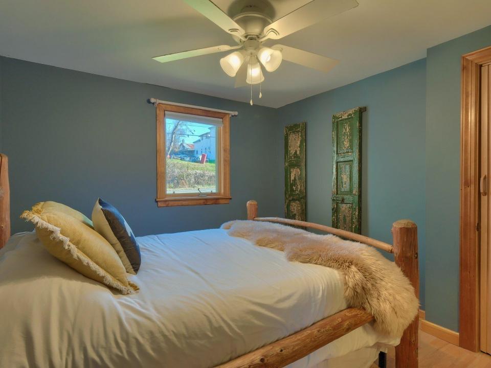 44-web-or-mls-Waterfall Meadow 073