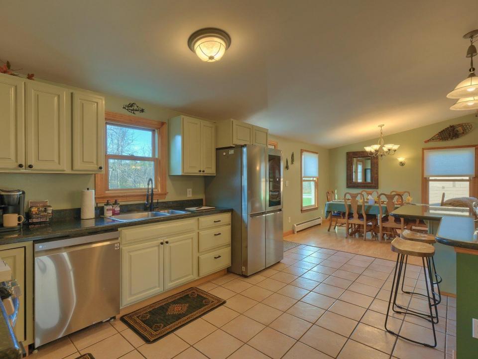 36-web-or-mls-Waterfall Meadow 065