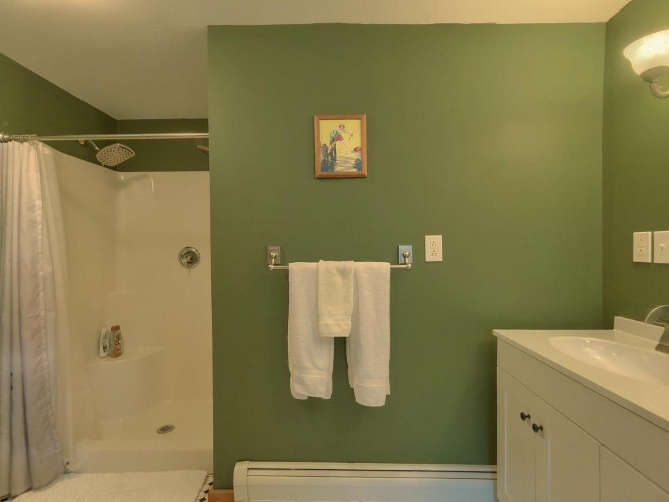 70-web-or-mls-Waterfall Meadow 099