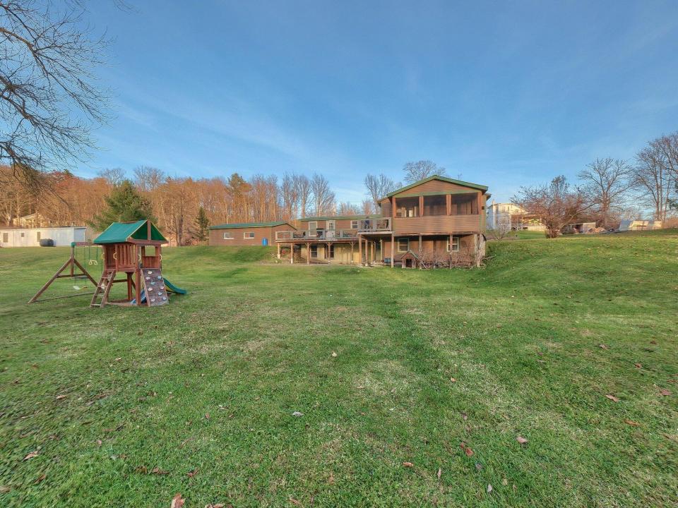 95-web-or-mls-Waterfall Meadow 124