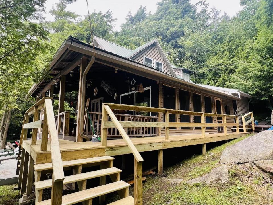 Exterior R side of Camp