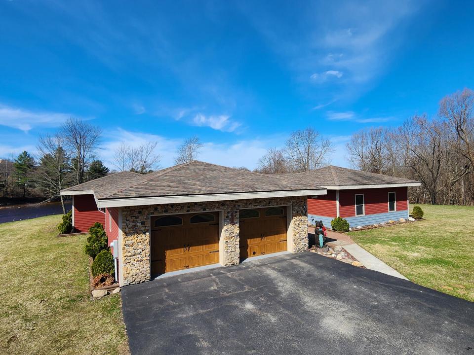 131 Andrus St-5