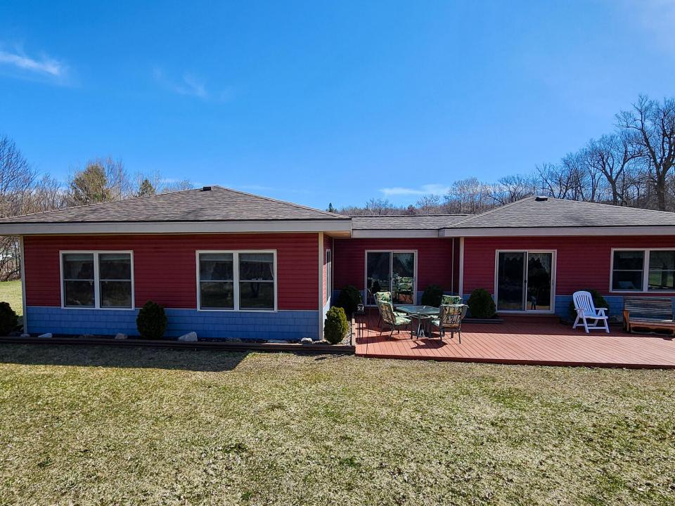 131 Andrus St-11