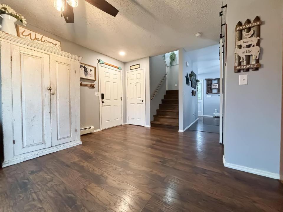 Dining Room Area