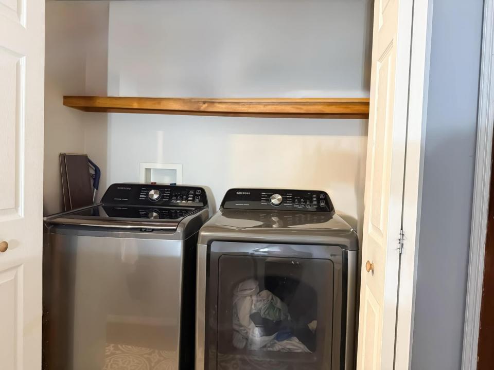Laundry 2nd flr Hallway