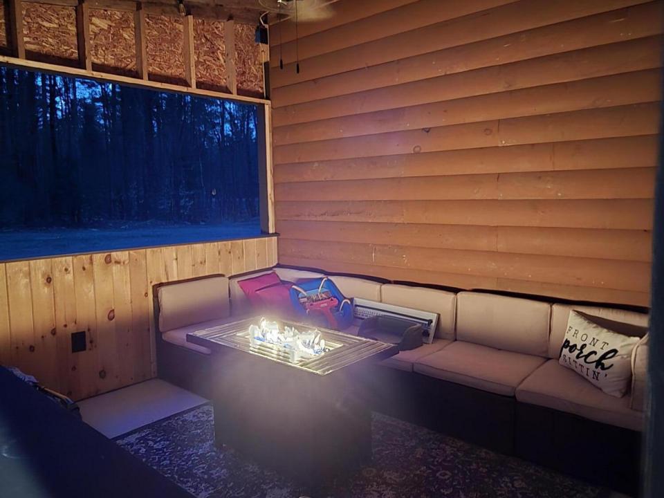 Porch w light