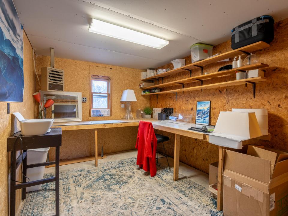 6006 Sentinel Rd LP-23