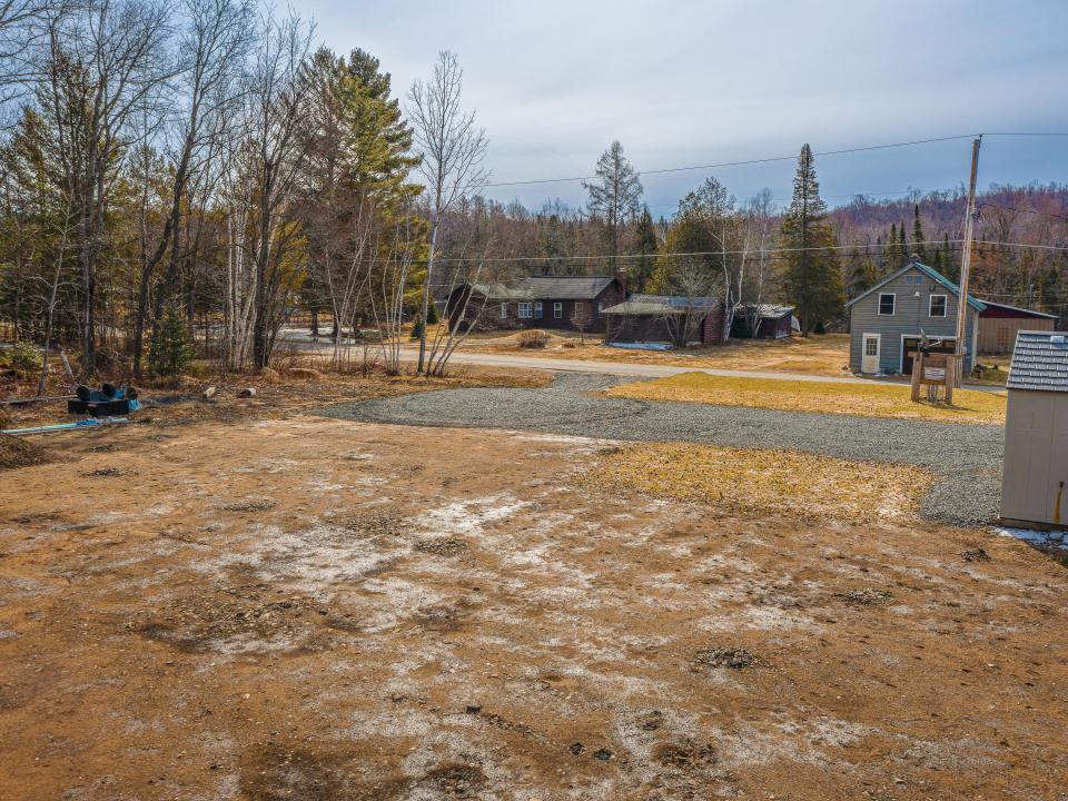 52 River Rd-30