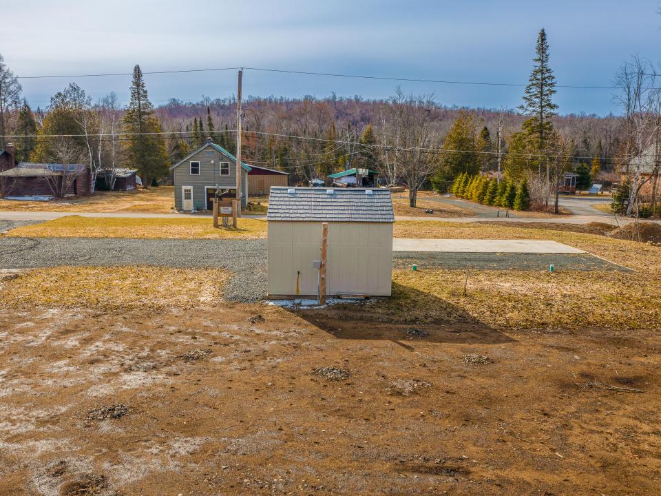52 River Rd-31