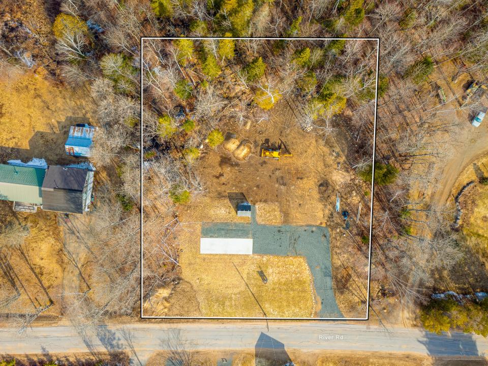 52 River Rd-13