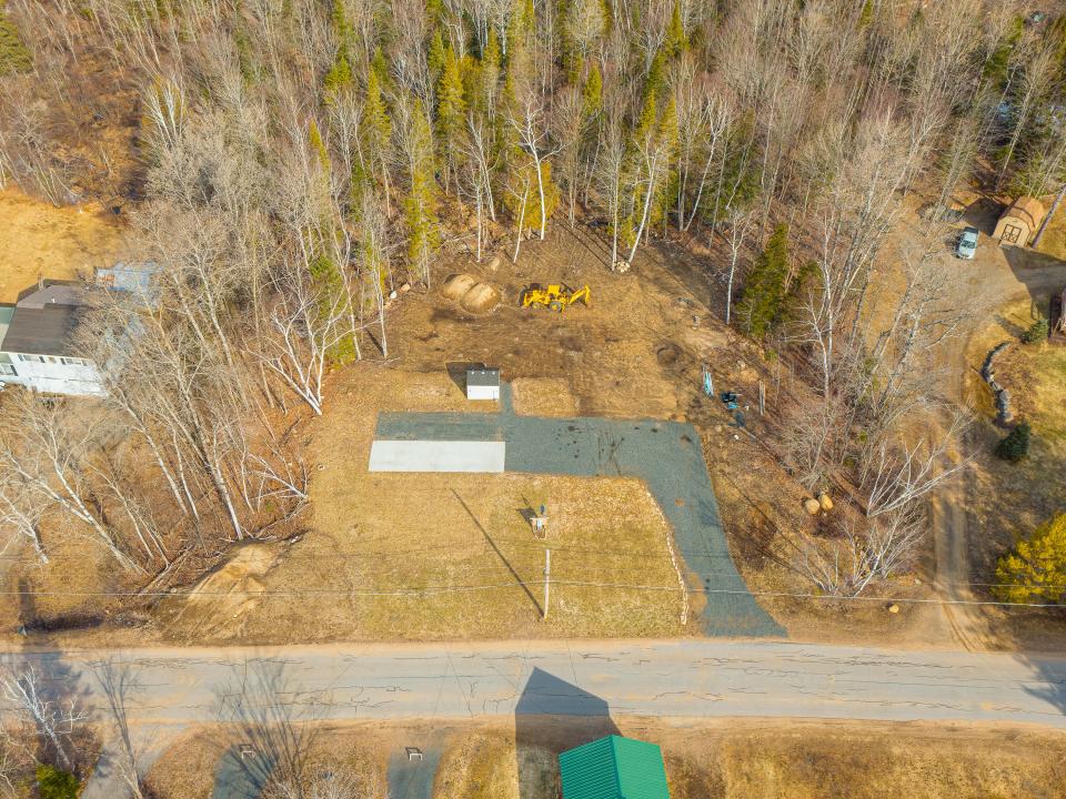 52 River Rd-16