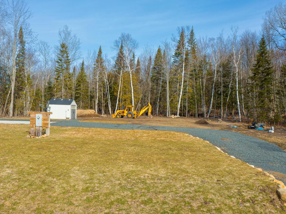 52 River Rd-21
