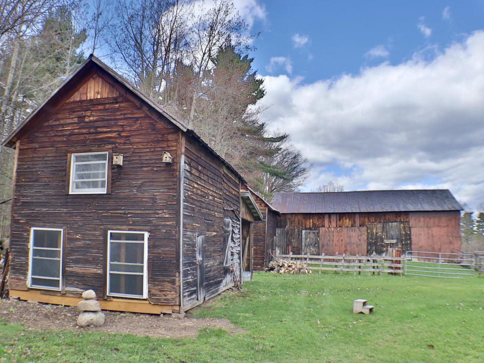 Barns