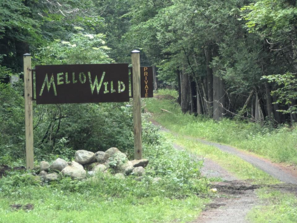 Mellow Way Sign