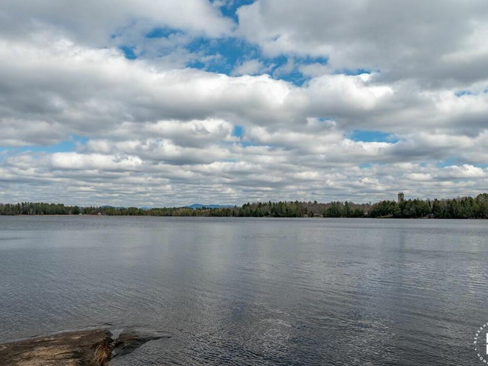 RanchInTupper_Beach_View_RM