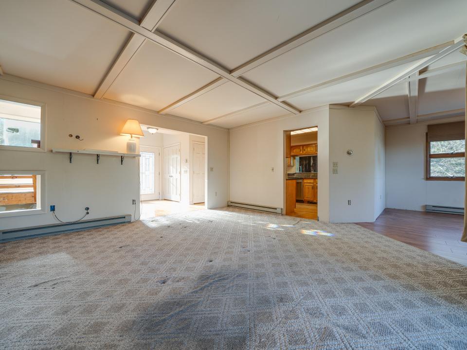 19 Blueberry Hill Rd-55