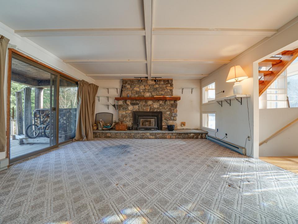 19 Blueberry Hill Rd-57