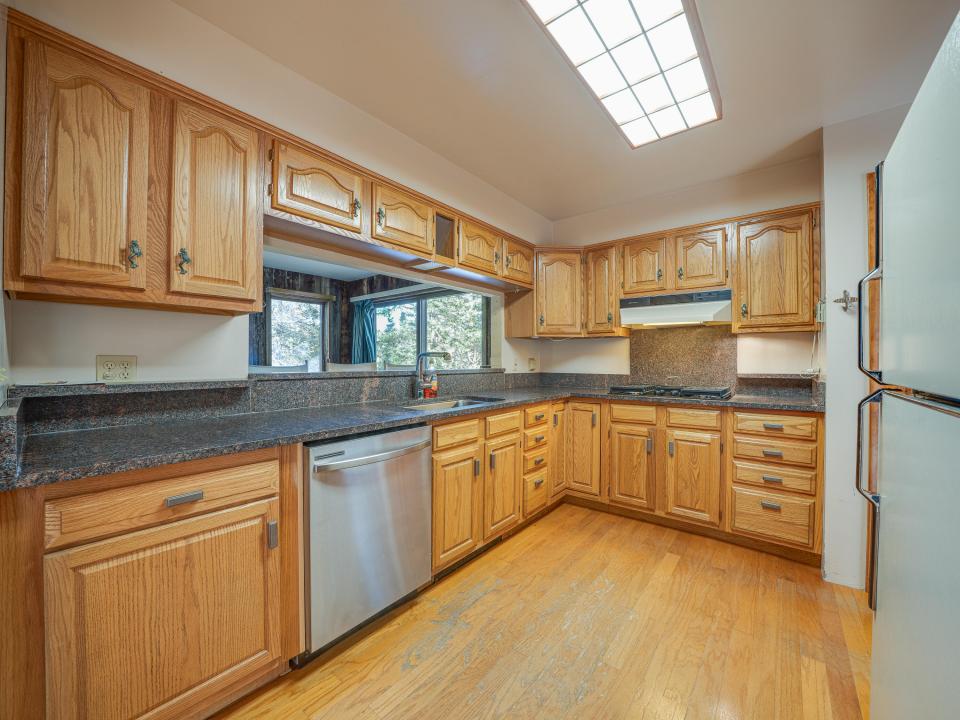 19 Blueberry Hill Rd-63