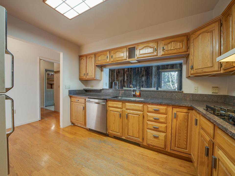 19 Blueberry Hill Rd-65