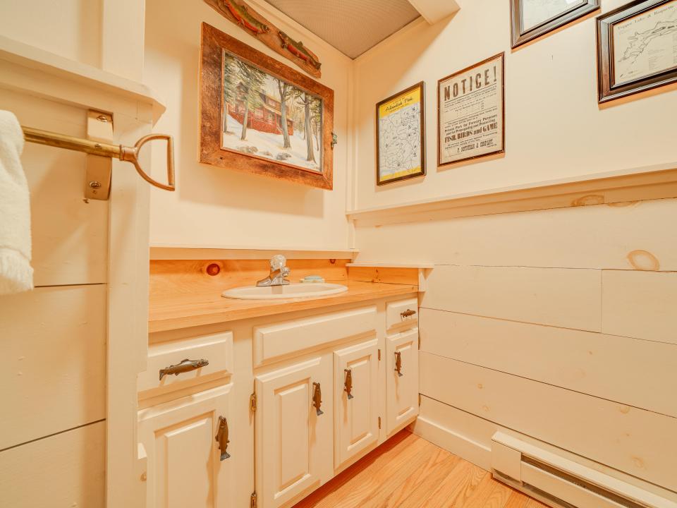 19 Blueberry Hill Rd-75