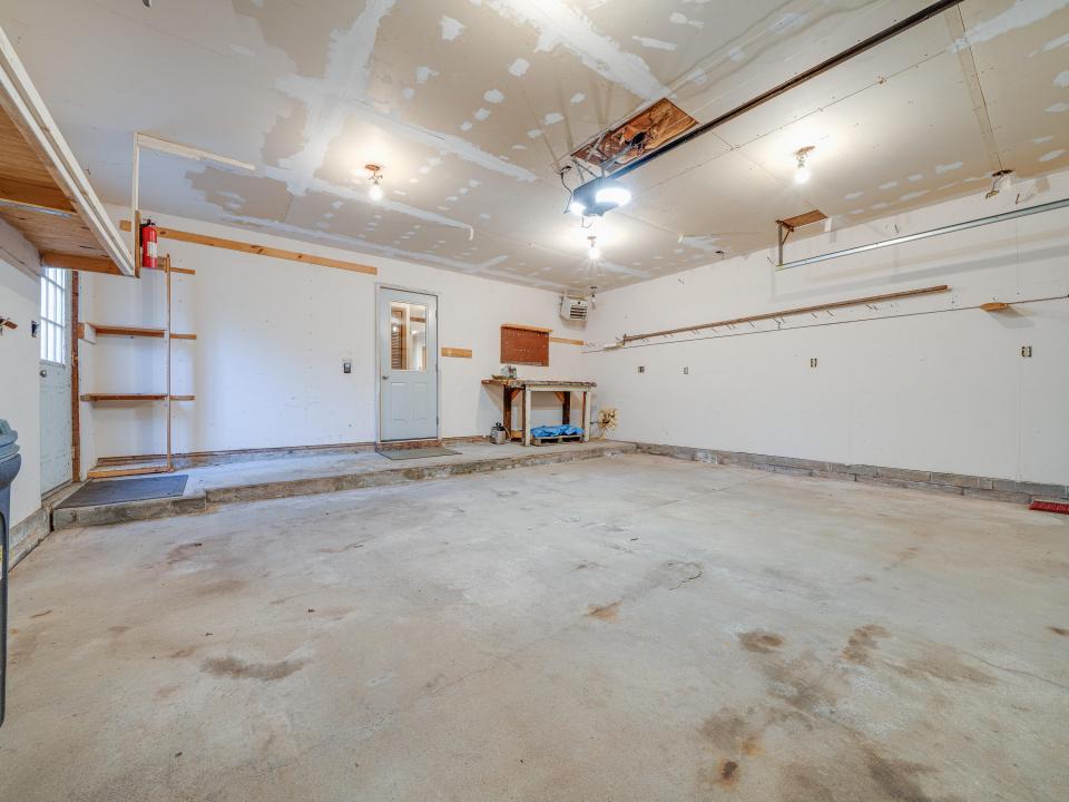 19 Blueberry Hill Rd-77
