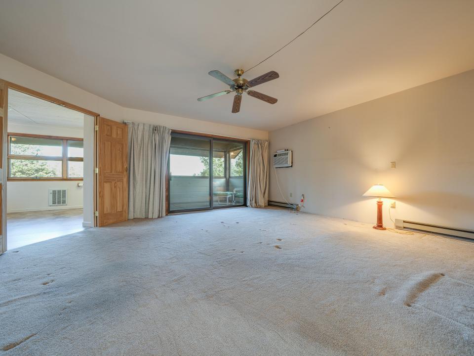 19 Blueberry Hill Rd-84