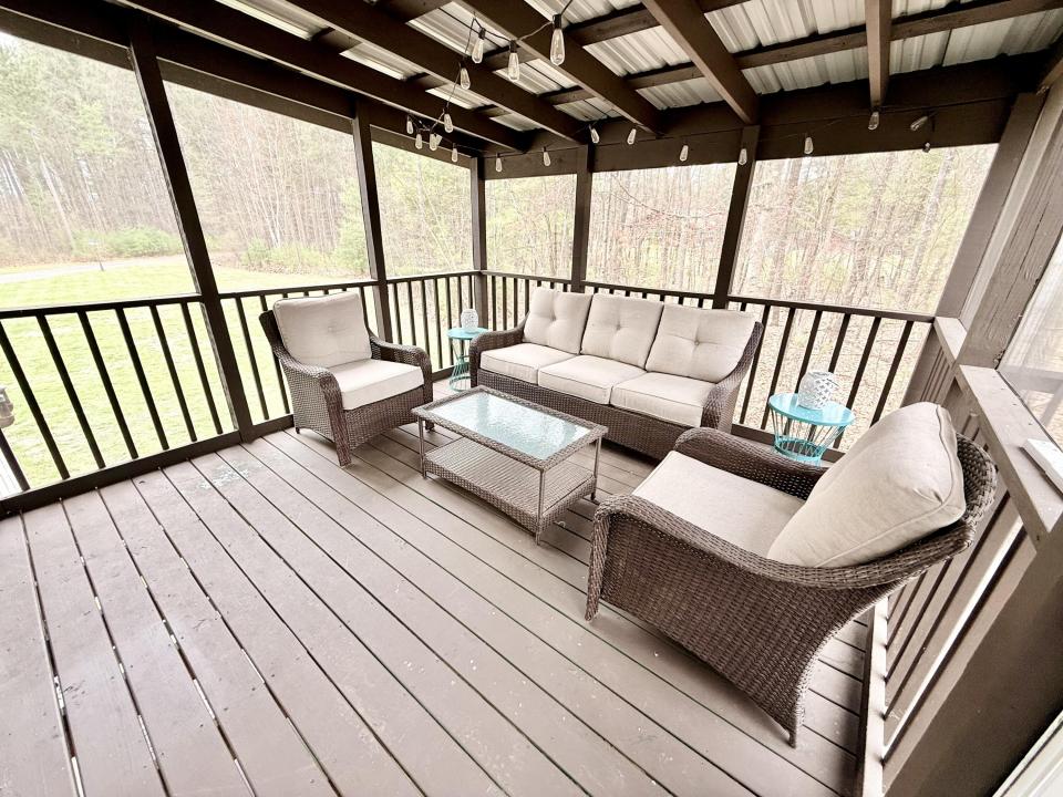 Screen Porch