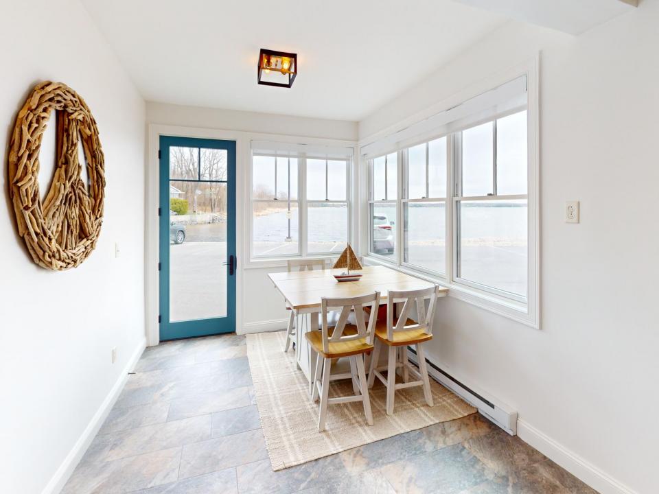 Breakfast Nook