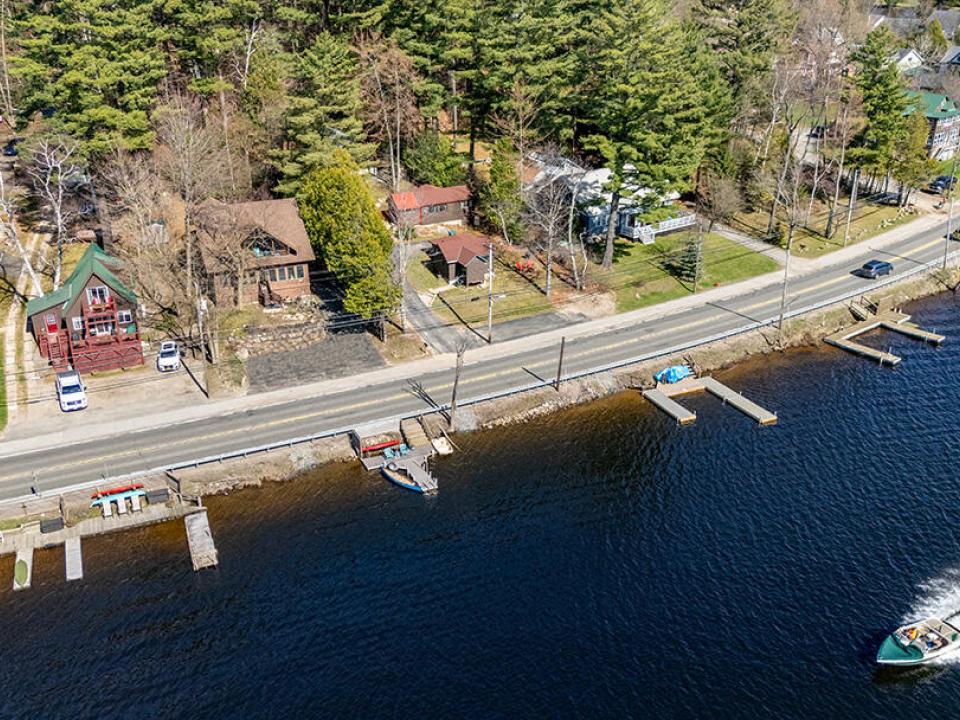 CozyHomeOnLakeFlower_A_Exterior_Dock_Boa