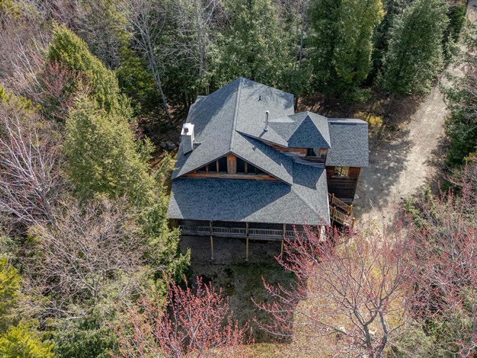 KeeneHomeOnRoundTop_A_Exterior_Back