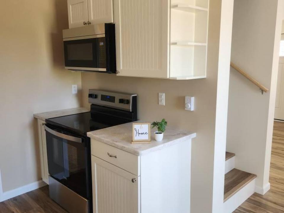 Staged_Kitchen 2