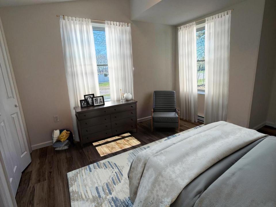 Virtual Staged_Main Bedroom
