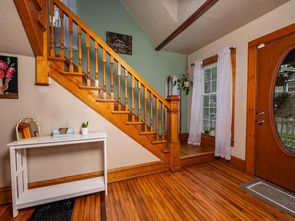 2025 Marshall Realty 9 Jones St-8133-HDR