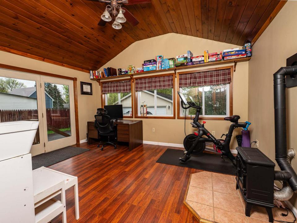 2025 Marshall Realty 9 Jones St-8106-HDR