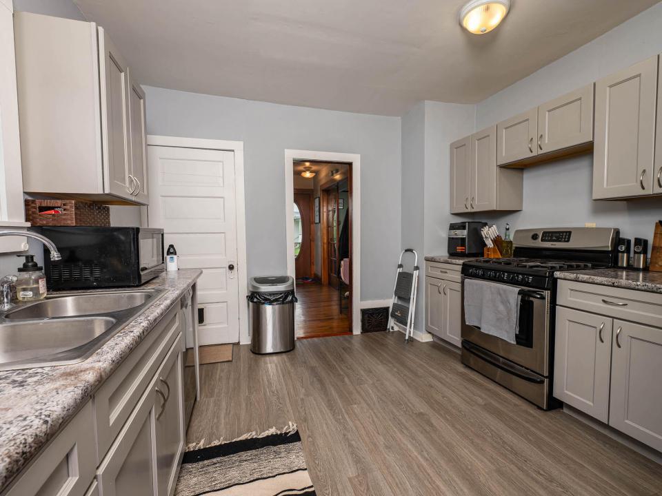 2025 Marshall Realty 9 Jones St-8100-HDR