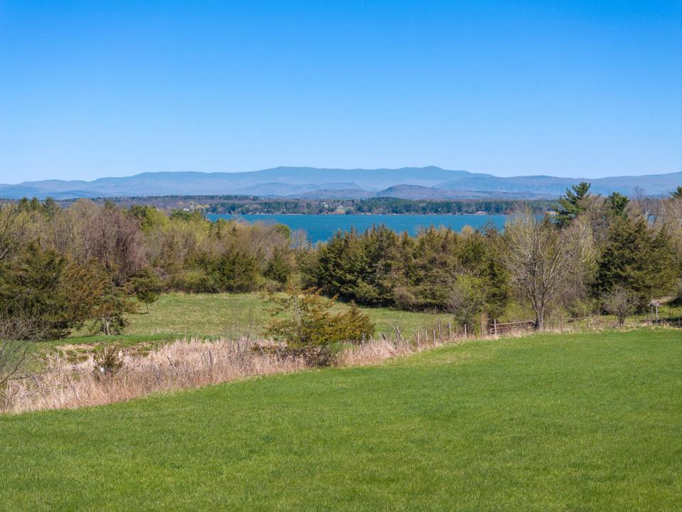 5575-rt9n-westport-ny-12993-32