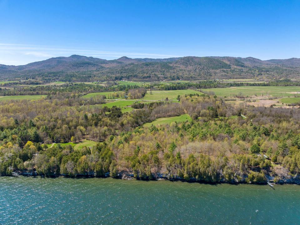 5575-rt9n-westport-ny-12993-1