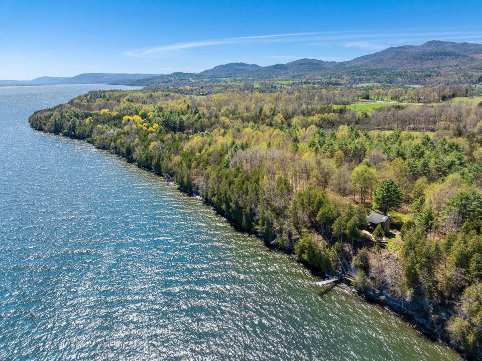 5575-rt9n-westport-ny-12993-5