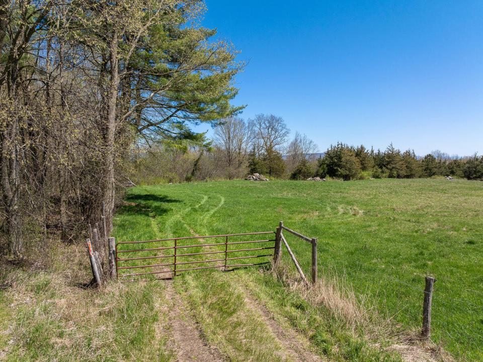 5575-rt9n-westport-ny-12993-35