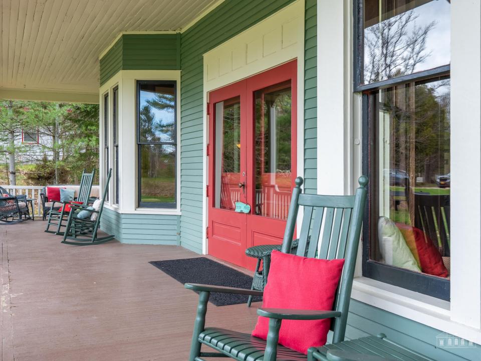 9 Loon Lake Terrace VV-16