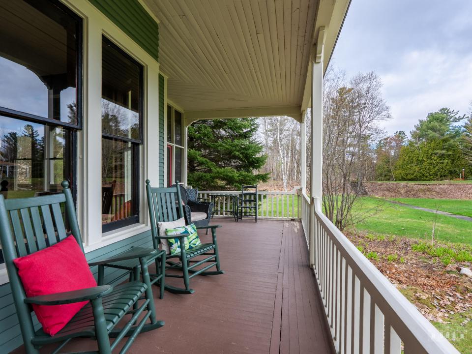 9 Loon Lake Terrace VV-15
