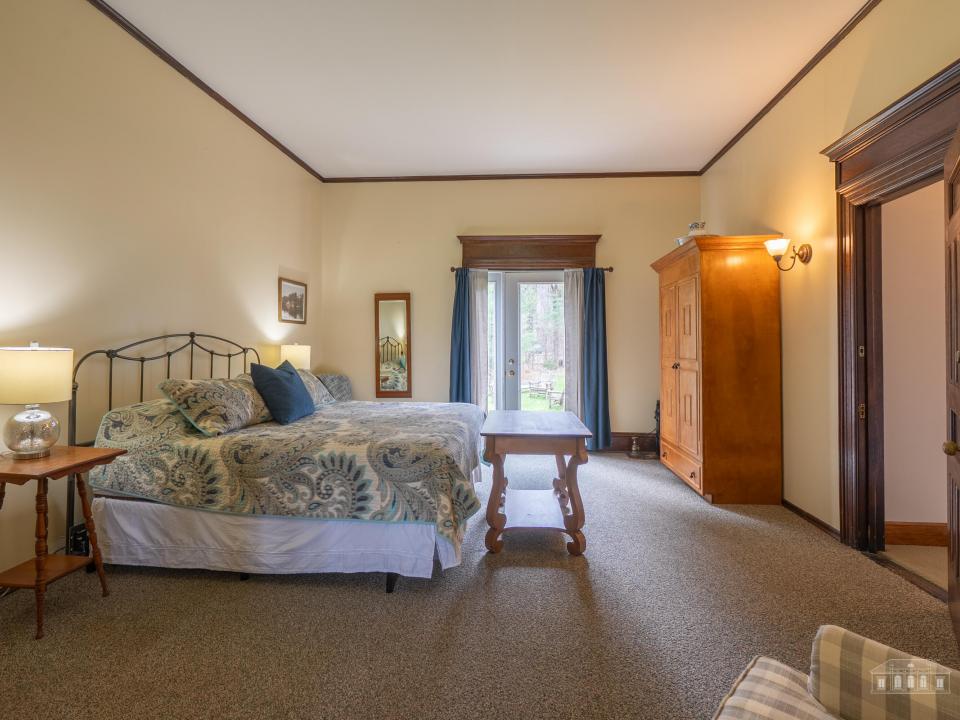 9 Loon Lake Terrace VV-37