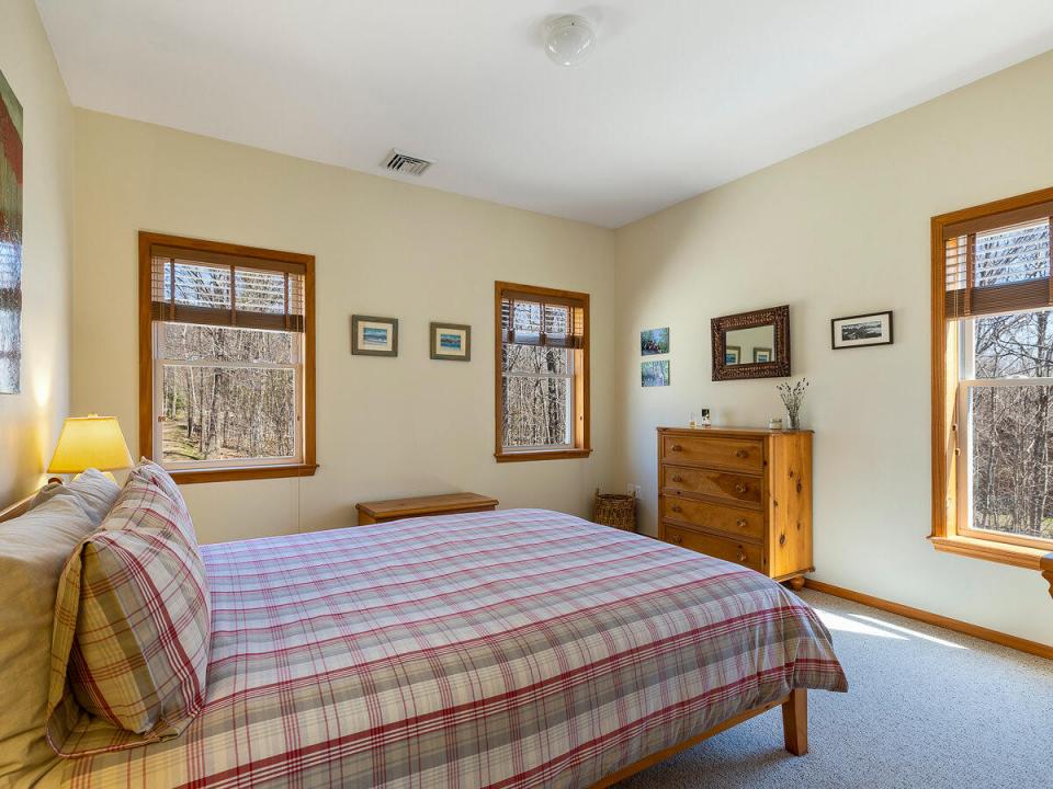 131-Mountain-View-Lane-Wilmington-NY-129