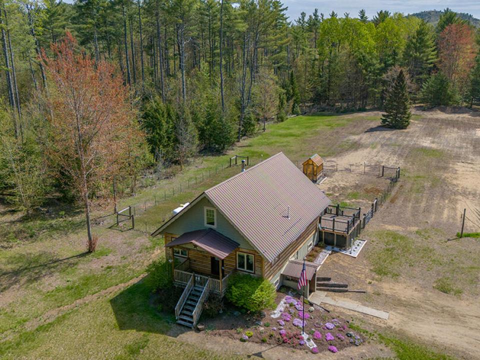 ChaletInWestport_A_Exterior