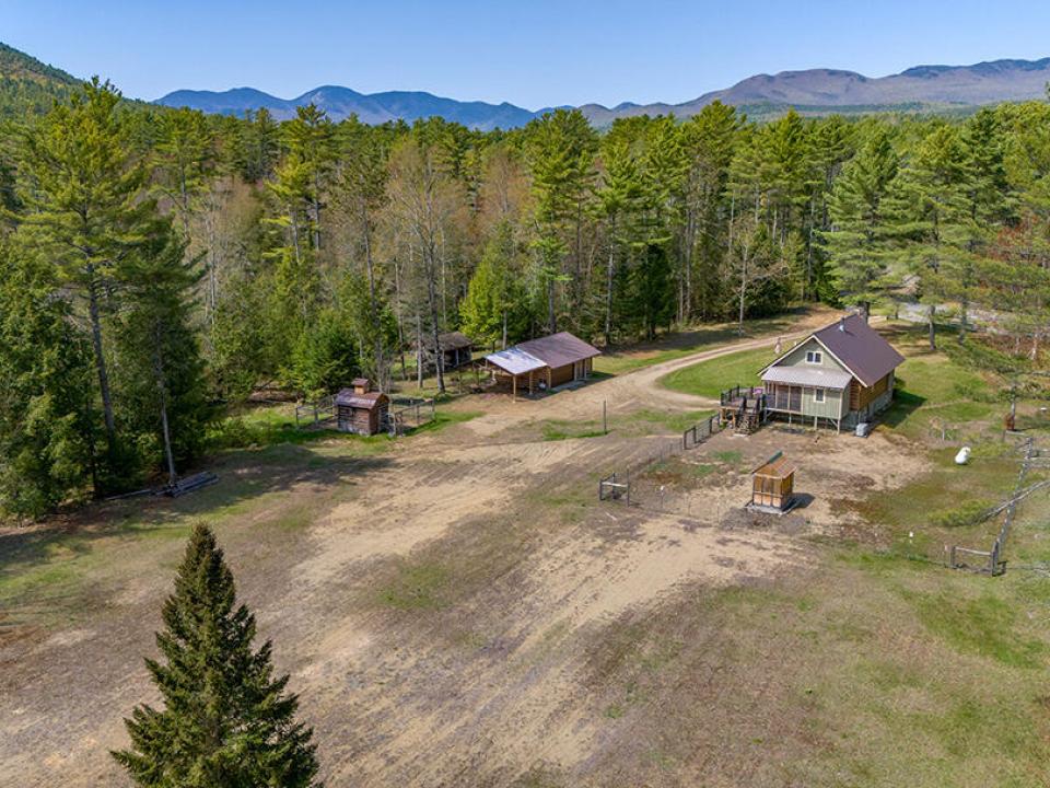 ChaletInWestport_A_Property_Back_R