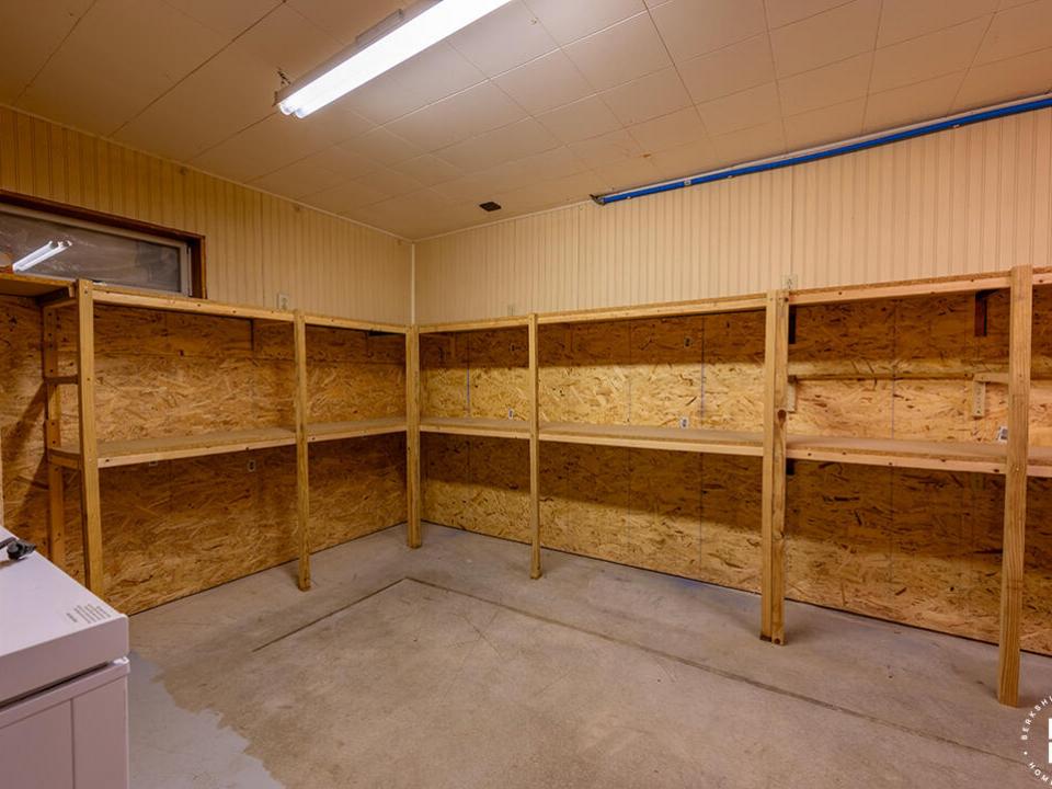 ChaletInWestport_Storage