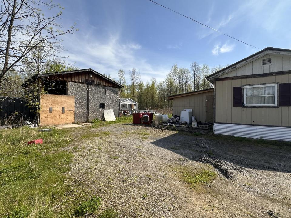 Exterior View 7