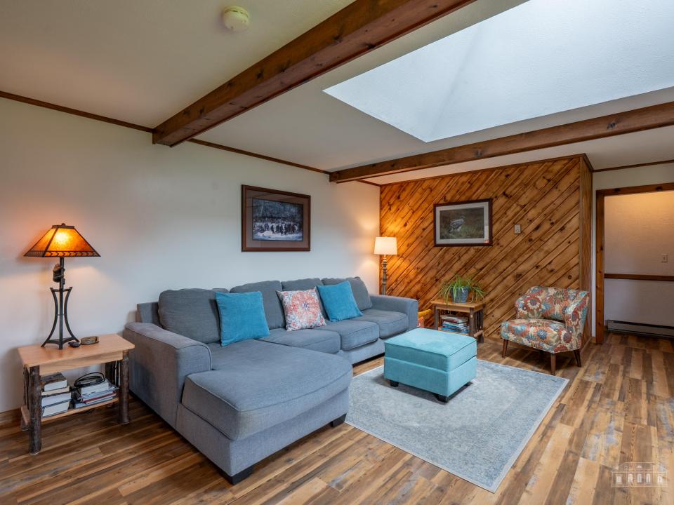 1811 NY3 BD-28